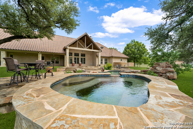 Image 35 of 45 For 560 Westwway Drive