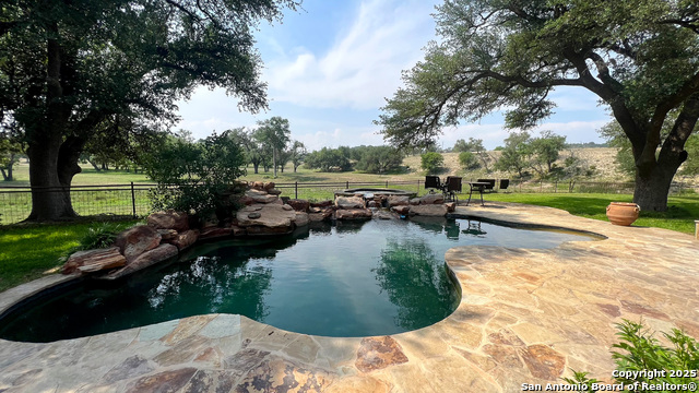 Image 5 of 45 For 560 Westwway Drive