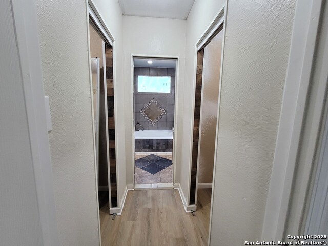 Image 13 of 30 For 9235 Lasswell