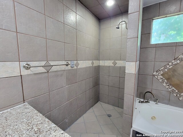 Image 15 of 30 For 9235 Lasswell