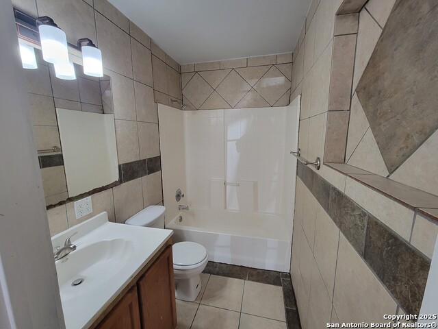 Image 19 of 30 For 9235 Lasswell