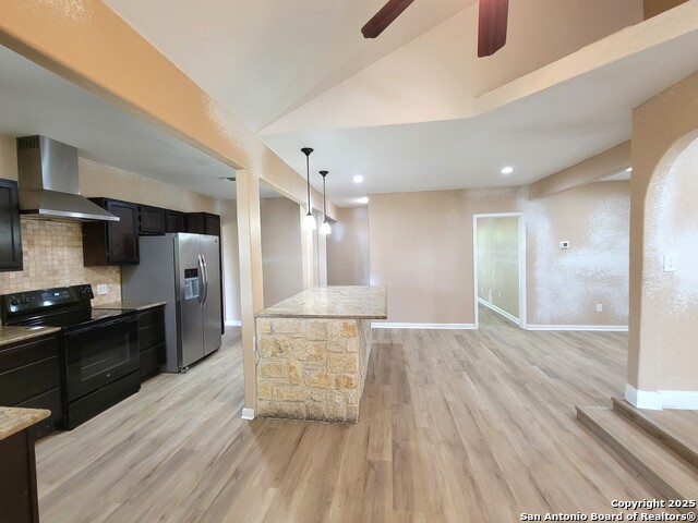 Image 7 of 30 For 9235 Lasswell