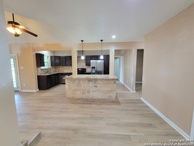 Image 8 of 30 For 9235 Lasswell