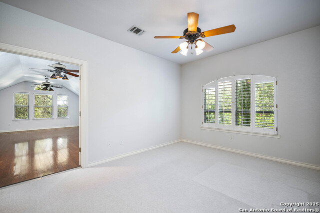 Image 24 of 35 For 129 Park Ridge