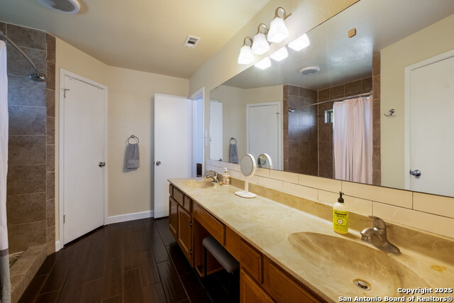 Image 20 of 30 For 1027 Gallatin Dr