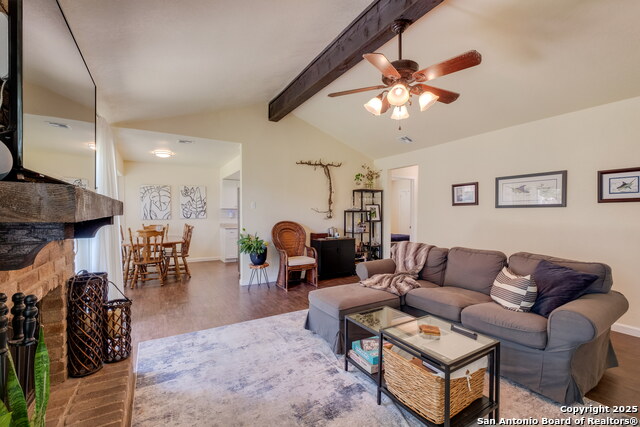 Image 6 of 30 For 1027 Gallatin Dr