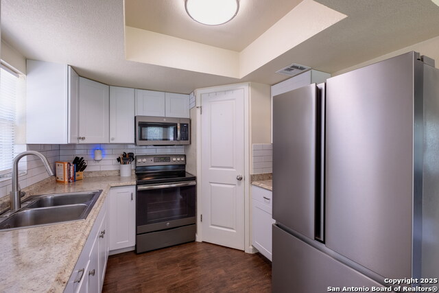 Image 8 of 30 For 1027 Gallatin Dr