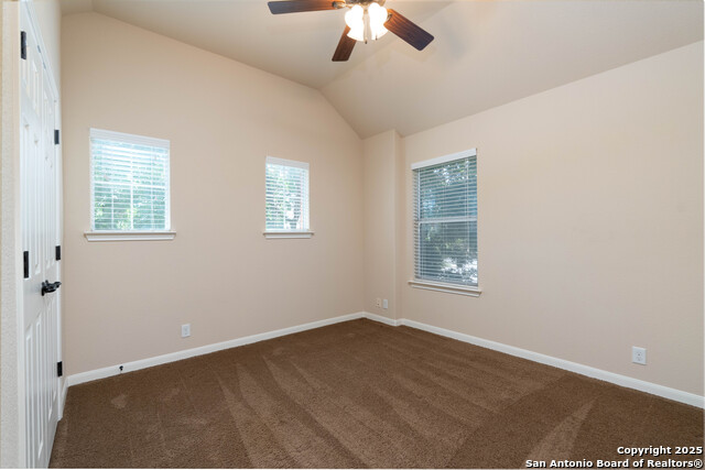 Image 30 of 41 For 11907 Perla Joy