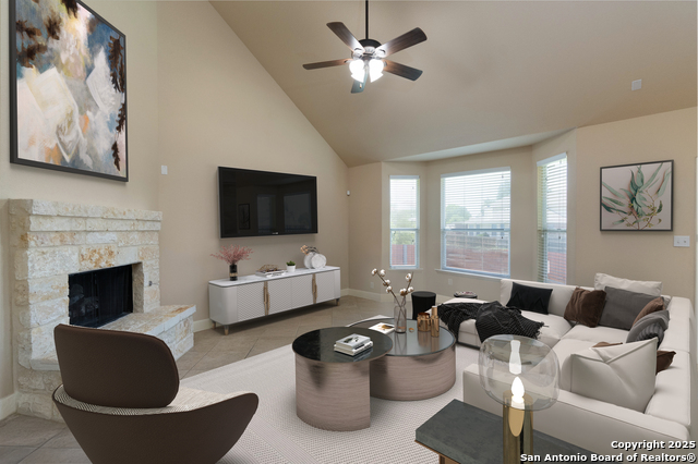 Image 6 of 41 For 11907 Perla Joy