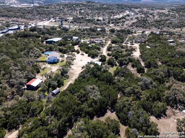 Listing photo id 8 for 15060 State Highway 46