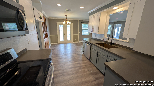 Image 11 of 33 For 838 Timber Dr