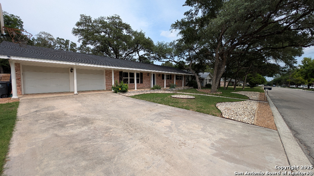 Image 2 of 33 For 838 Timber Dr