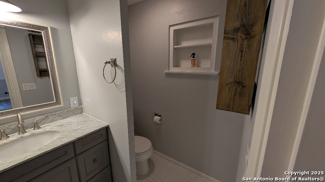 Image 27 of 33 For 838 Timber Dr