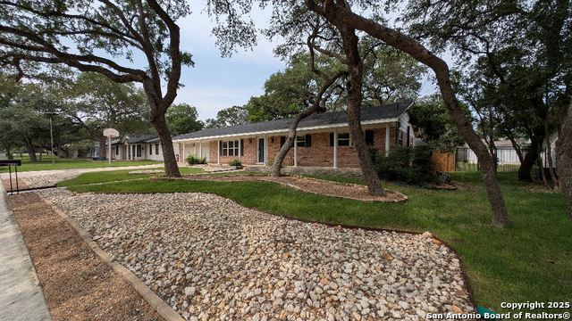 Image 3 of 33 For 838 Timber Dr