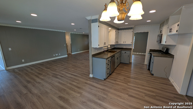 Image 4 of 33 For 838 Timber Dr
