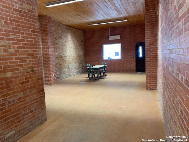 Listing photo id 3 for 7340 County Rd 525