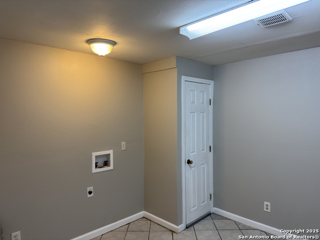 Image 16 of 17 For 1715 Parnell