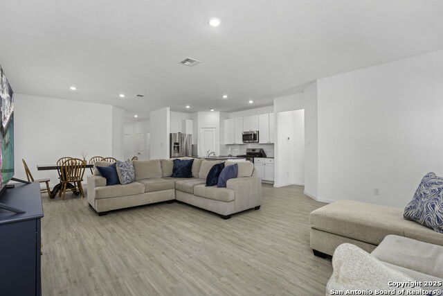 Image 13 of 26 For 6222 Grange Valley