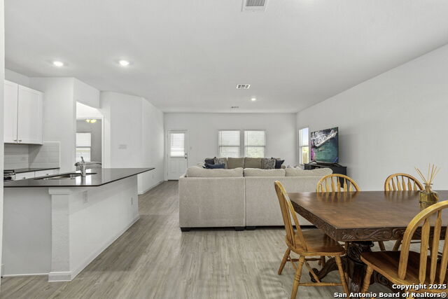 Image 5 of 26 For 6222 Grange Valley