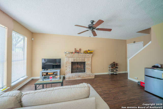 Image 4 of 26 For 9916 Ardash  