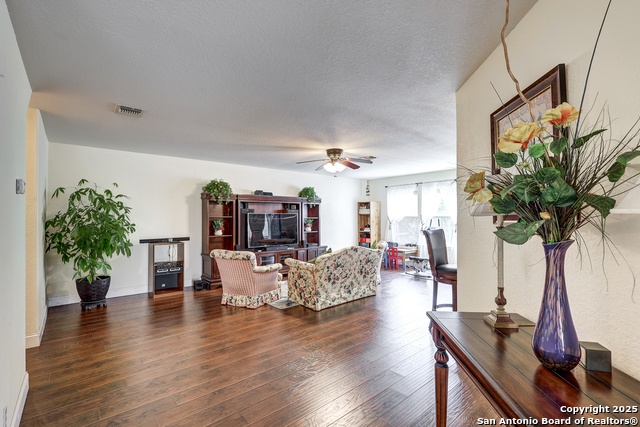 Image 10 of 41 For 6714 Carlsbad Rio