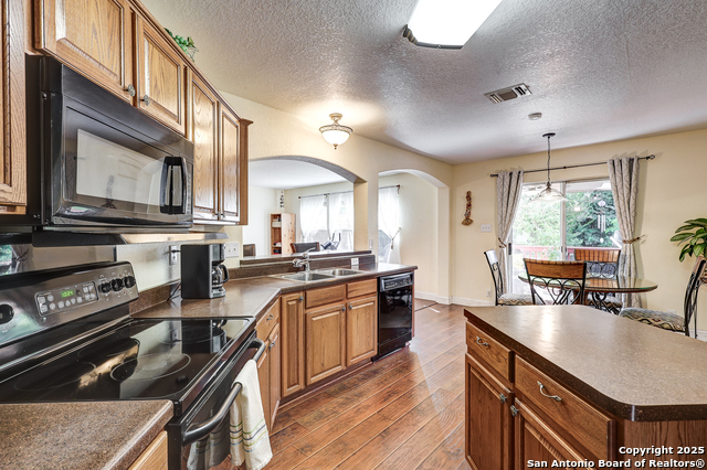 Image 17 of 41 For 6714 Carlsbad Rio
