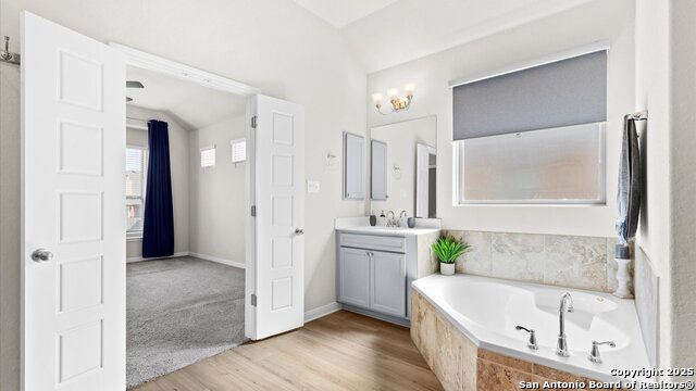 Image 21 of 38 For 478 Foxtail Valley