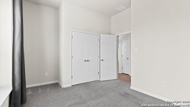 Image 29 of 38 For 478 Foxtail Valley