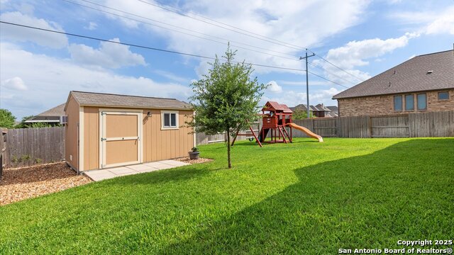 Image 33 of 38 For 478 Foxtail Valley