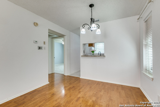 Image 8 of 28 For 13018 Heimer  610