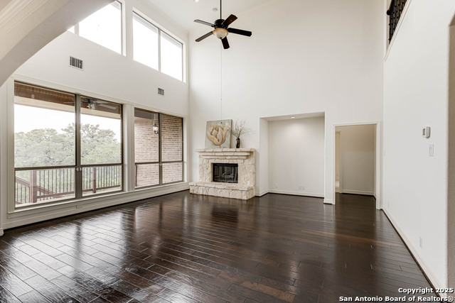Listing photo id 12 for 7735 Stonewall Hill