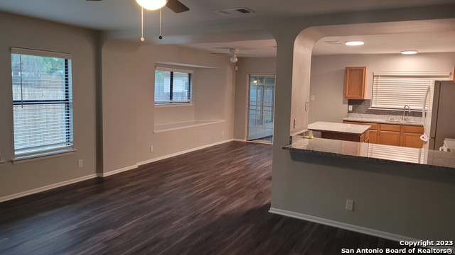 Listing photo id 0 for 13934 Boulder Oaks