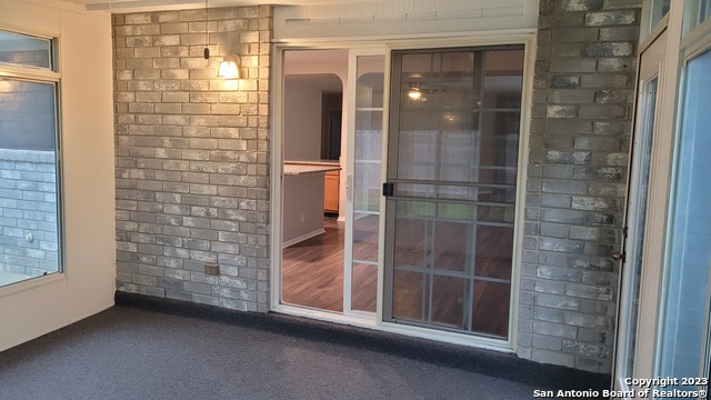 Listing photo id 24 for 13934 Boulder Oaks