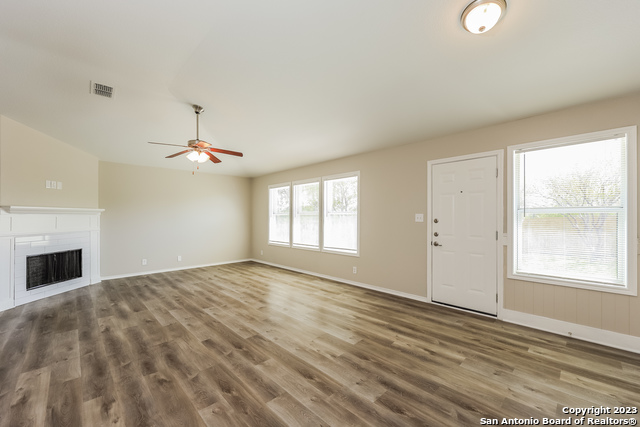 Image 3 of 17 For 7546 Elegante Way