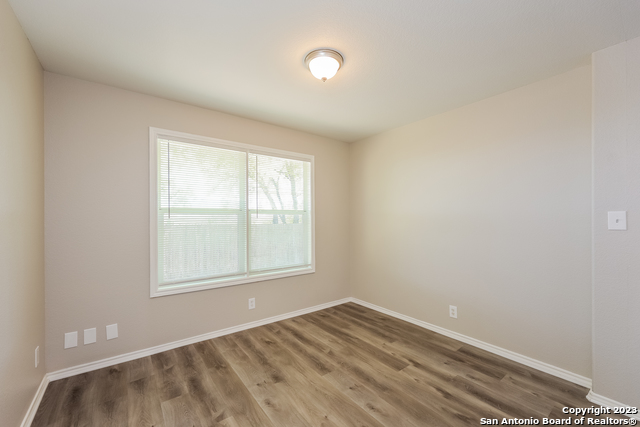 Image 5 of 17 For 7546 Elegante Way