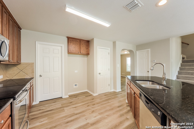Image 7 of 17 For 7546 Elegante Way