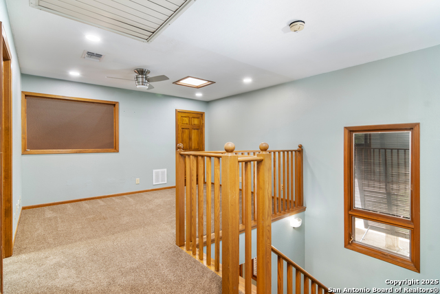 Listing photo id 16 for 13810 Port Blf S