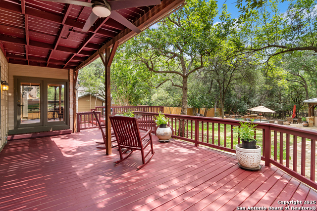Listing photo id 22 for 13810 Port Blf S