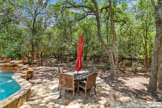 Listing photo id 28 for 13810 Port Blf S