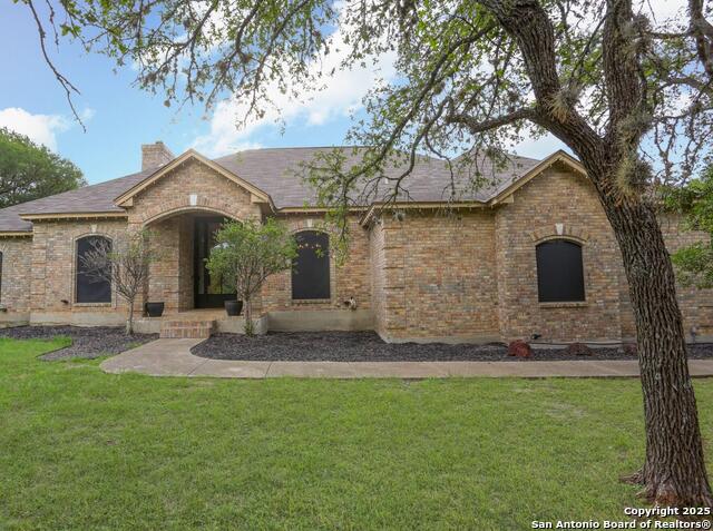 Image 3 of 30 For 424 Honey Oaks Ln