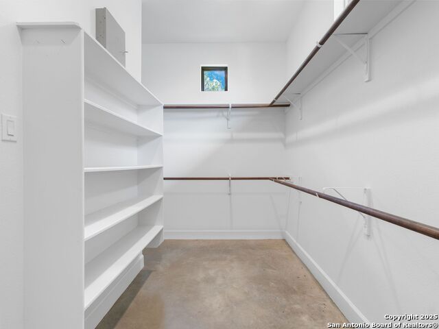 Image 24 of 39 For 766 Mission Heights