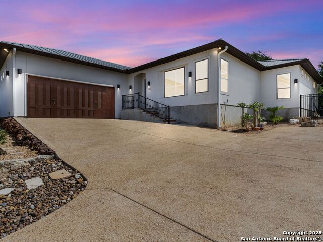 Image 3 of 39 For 766 Mission Heights