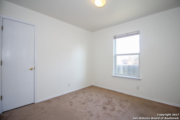 Image 10 of 16 For 10815 Shaenfield Ct