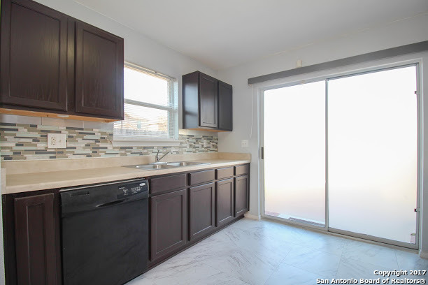 Image 3 of 16 For 10815 Shaenfield Ct