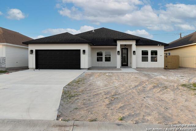 Details for 105 Traditions, Rockport, TX 78382