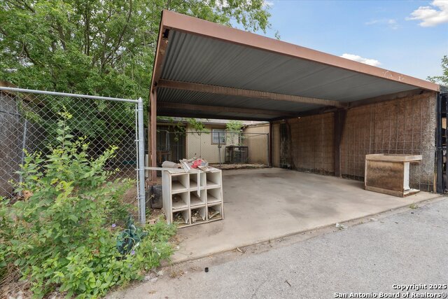 Image 14 of 14 For 6839 Neston Dr