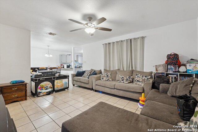 Image 4 of 14 For 6839 Neston Dr