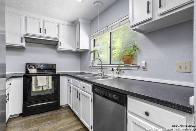 Image 12 of 28 For 9395 Village Lance