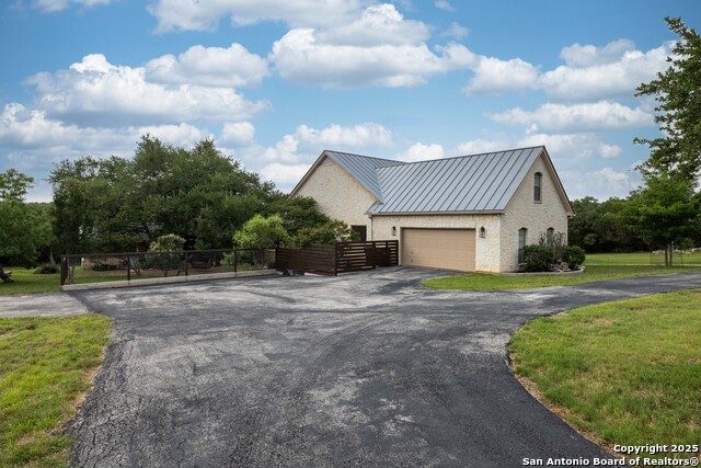 Image 46 of 49 For 278 Stonebrook