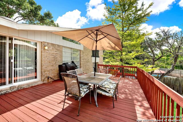Listing photo id 35 for 101 Hidden Hollow